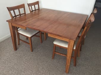 Expandable Hard Wood Dining Table + 4 Chairs 1