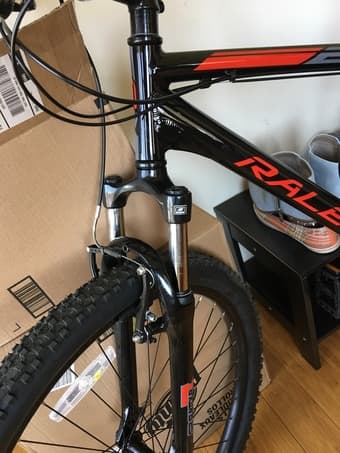 Raleigh (Talus 2) Mountain Bike  - Brand New! 3