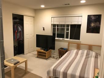 Two Rooms Available Biking Distance to Campus! 3