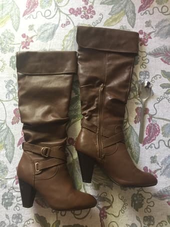 Woman boots 1