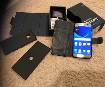 Samsung Galaxy S7 edge unlocked: original box + Wallet Case + charger 1