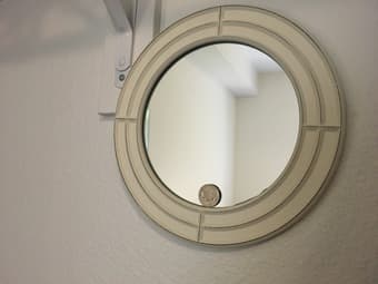 round mirror 1