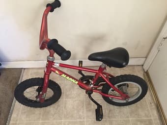 kid bicycle (for 3-5 years old) 1