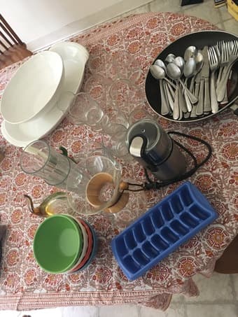 Assorted kitchware -- moving sale! 3