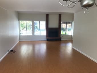 Friendly roommates - housing for young professionals! 2