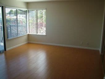 Diverse group of friends looking for an extra roomie! 890 3