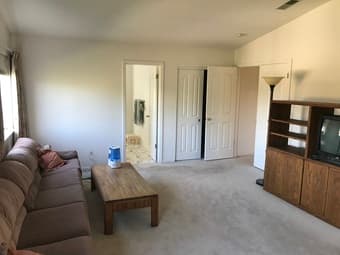 HOLLA! (professionals co-ed housing!) 3