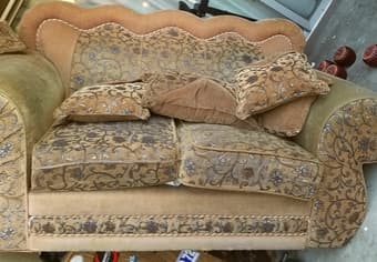 loveseat 1