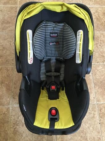 Britax B-safe 35 Elite infant carseat 1