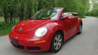 Beetle Voltswagen convertible 1