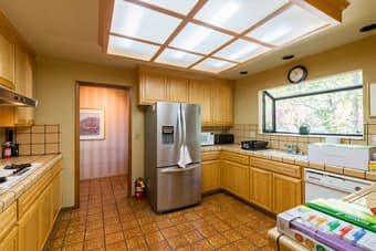 Incredible housemates - looking for a fun, friendly roommate! 1