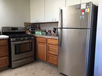 Private Room for Rent in 2BR/1BA Apartment in Palo Alto 2