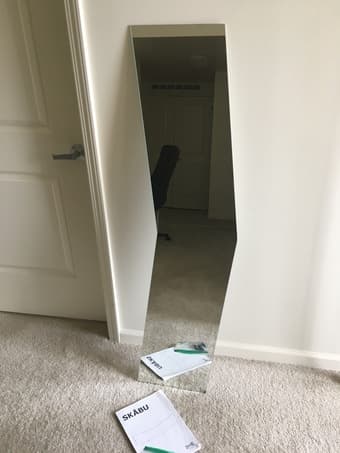 Free full-sized mirror 1