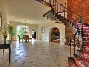 AMAZING ROOMMATES - great for those new to the area! 1