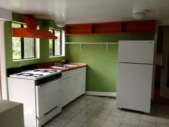 Spacious Studio in North Berkeley 1