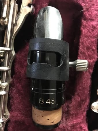 Buffet Clarinet with Vandoren B45 mouthpiece 2