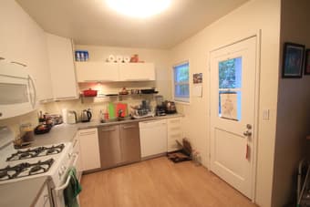 2br Apt in Menlo Park - available Nov 19 2
