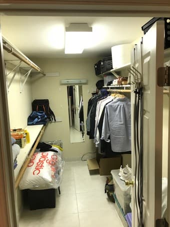 Master Bedroom near downtown Menlo Park with other Stanford students 2