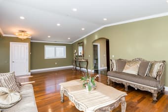 Shared 8 BD house in Burlingame 2
