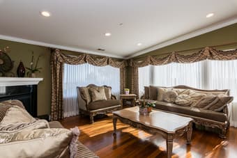 STOP HERE! The best room, roommates and house you’ll find in Burlingam 2