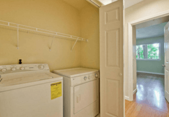 Room available in East Palo Alto, 10 mins from Stanford 2