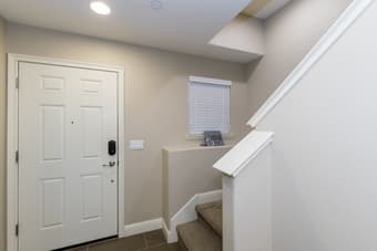 Big room and amazing roommates--come meet us! 1