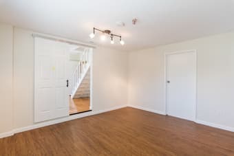 Check out our home! - Private bedroom in a beautiful place :) 3