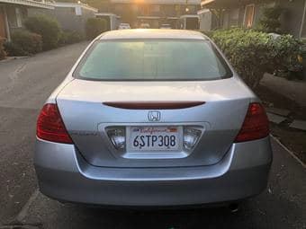 2007 Honda Accord (Silver) 3