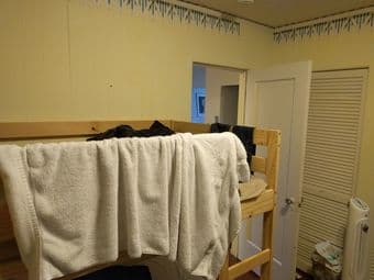 One Bedroom Near Menlo Park Downtown Dec 1 or early ~$1000/month 2