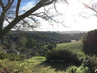 Awesome room with private BA in a beautiful 5BR house, 8m away (now) 1
