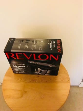 Nearly New! Rice cooker, hair dryer, Lamp 3