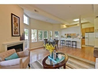 Private bed and bath, 10 mins from Stanford 1