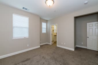 Awesome co-living house looking for a new roomie! 5br/3.5ba 2