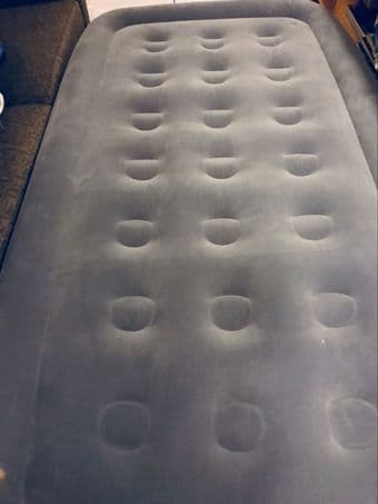 New! Twin Sized Sound Asleep Dream Series Air Mattress 1
