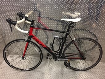 Giant Defy 5 Aluxx Road Bicycle 2016 1