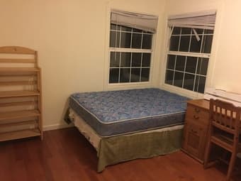 Furnished room available now in Menlo Park 2
