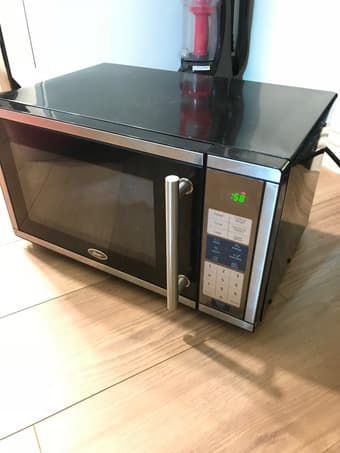 Microwave $40 OBO 1