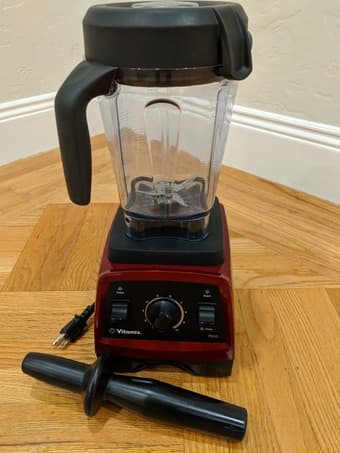 Vitamix 7500 Blender (Certified Reconditioned) 1