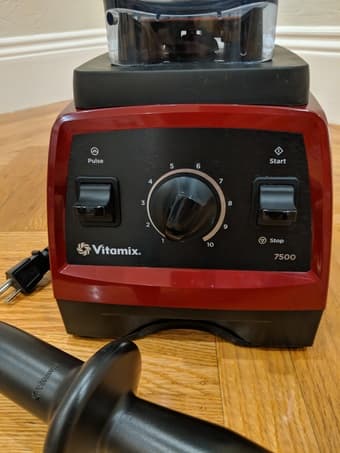 Vitamix 7500 Blender (Certified Reconditioned) 3