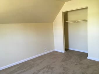 Let me tell you about awful roommates-"PRIVATE LIVING ROOM" 3