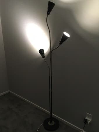 floor lamp 3 leds opportunity - moving abroad this Friday 1