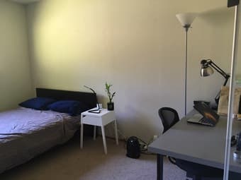 Room in downtown PA 1