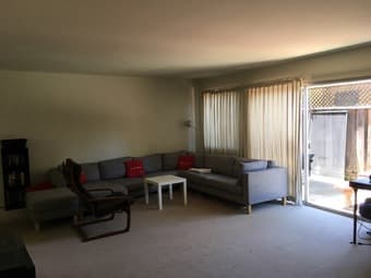 Room in downtown PA 3