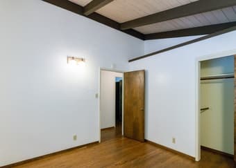 STOP HERE! The best room, roommates and house you'll find 3