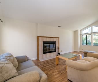Community House looking for a new roommate 3