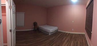 1 Private Suite, 4 miles from Stanford 1