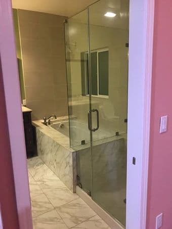 1 Private Suite, 4 miles from Stanford 3