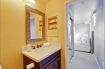 Private bedroom 2 Private bath in a 3b3b Mountain view condo 2