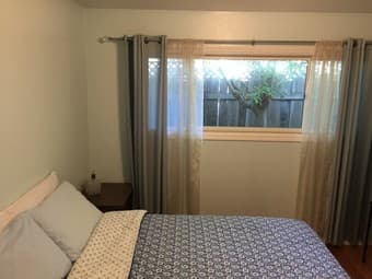 Room Available 雅房分租 1