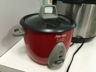 Aroma 6 cup rice cooker 1
